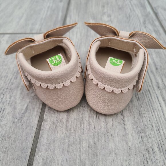 First Steps Baby Girl Bow Crib Shoes Soft Sole Pink Size 2 (3–6 Months) NWOT - Picture 6 of 11